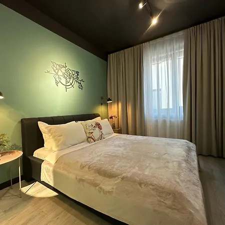 Sea View Modern Apartament شقة *